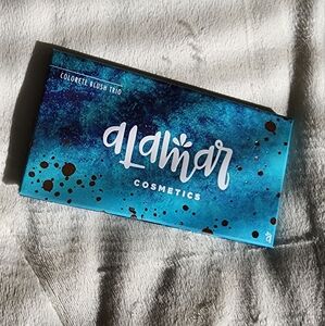 Alamar Cosmetics Blue Eyeshadow Palette